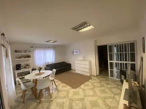 DEL VISO, BARRIO SOLARES DE NORTE,  LAGOMARZINO