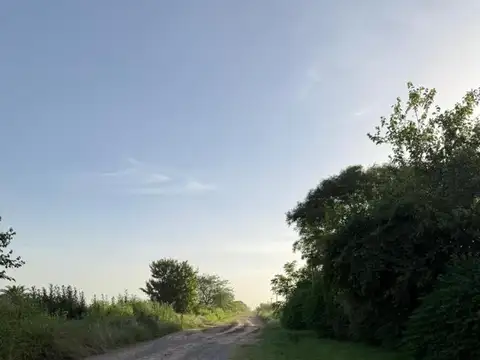 FRACCION DE CAMPO EN EXCELENTE ENTORNO