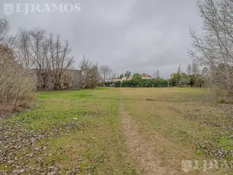 Terreno en Venta de 2565,0 m2