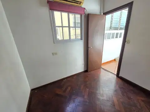 Departamento 4 ambientes con 1 baño