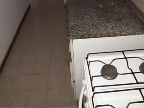 27 De Febrero 2600, Piso 2°