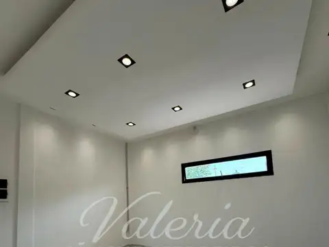 Local en venta Office Garden, Hudson con cochera