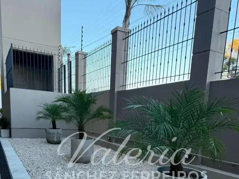 Local en Venta en Guillermo E Hudson, USD 70.000