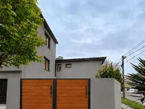 Depto Tipo Casa en Venta de 2 ambientes