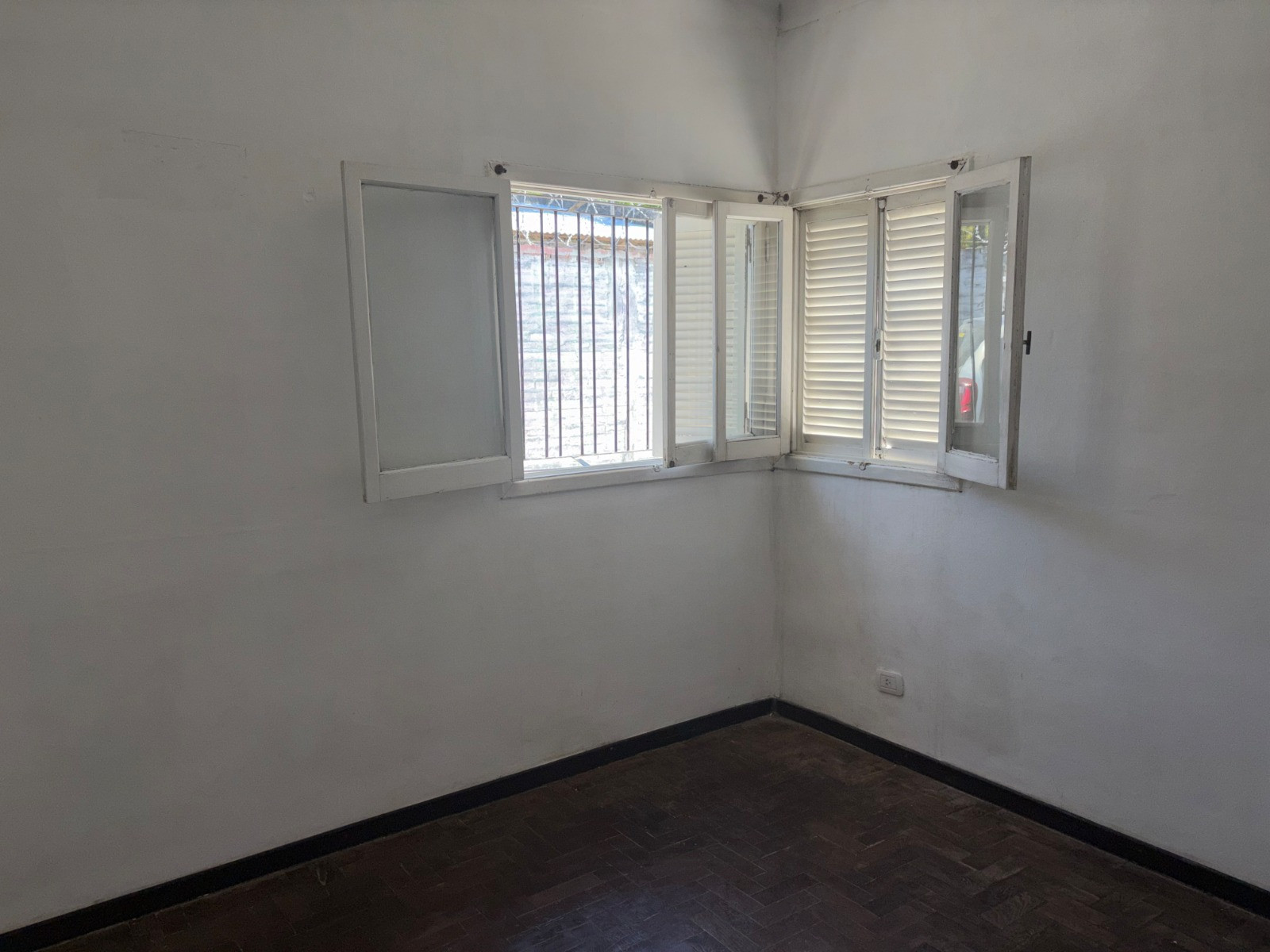 Casa en Alquiler en Adrogue, $ 500.000
