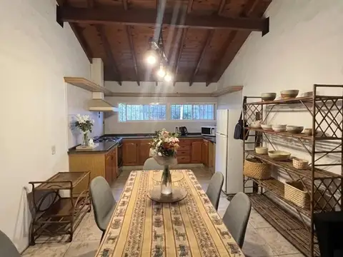 Casa en Alquiler en De Vicenzo Chico, $ 1.500.000