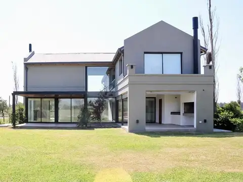 Casa en Venta en Ibarlucea, USD 365.000