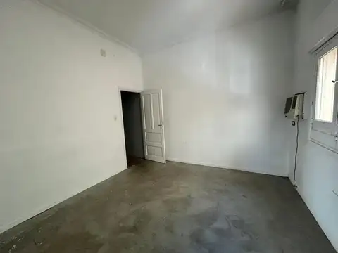 Oficina 2 ambientes con 1 baño