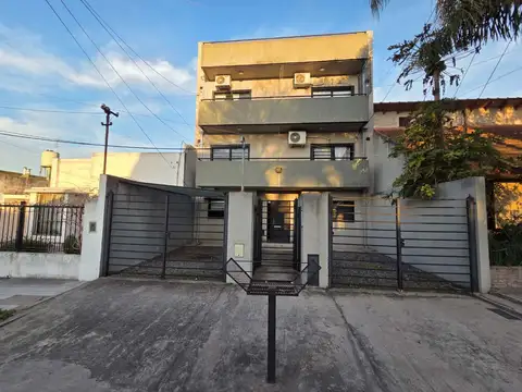 ALQUILER DEPARTAMENTO 2 AMBIENTES EN BERNAL