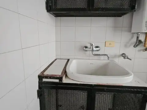 Agüero e/ Cabrera y Paraguay