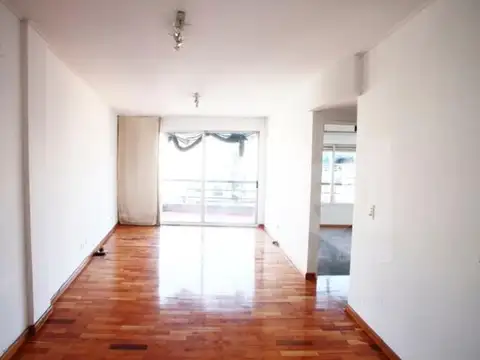 2 ambientes | Alquiler Belgrano | Piso alto con cochera