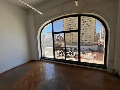 Local en Alquiler 70 años