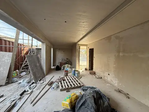 Casa 3 ambientes con 2 baños
