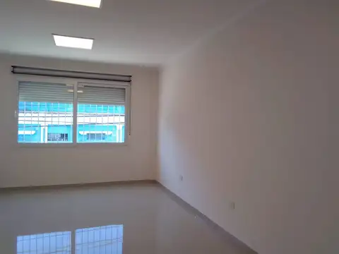 ALQUILER OFICINA SAN NICOLAS 6188, WILDE