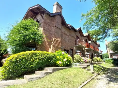 Dúplex - 3 Ambientes - Venta - Villa Gesell - Céntrico - Único