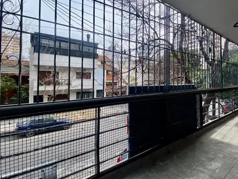 Espinosa 500, Piso 1