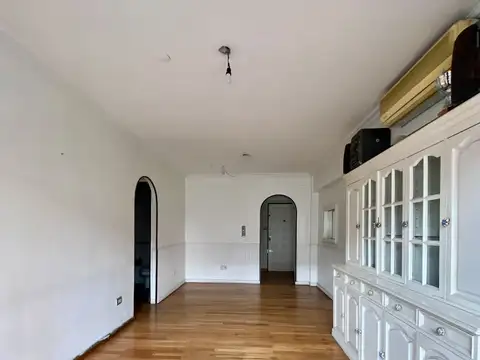 Espinosa 500, Piso 1