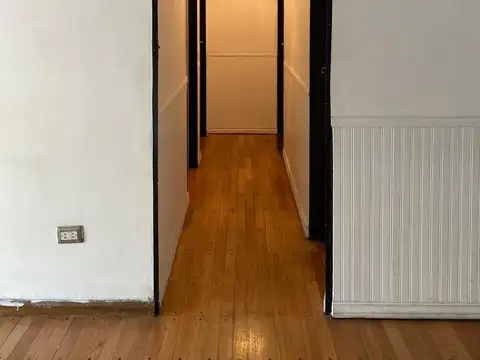 Espinosa 500, Piso 1