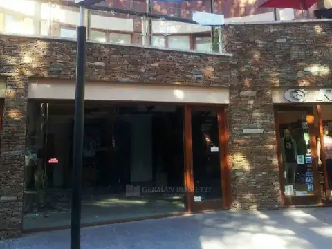 Local en Venta en Carilo, USD 85.000