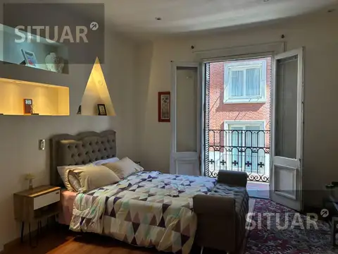 Venta departamento 5 ambientes -San Nicolas- frente- escritorio - balcón corrido- patio parrilla