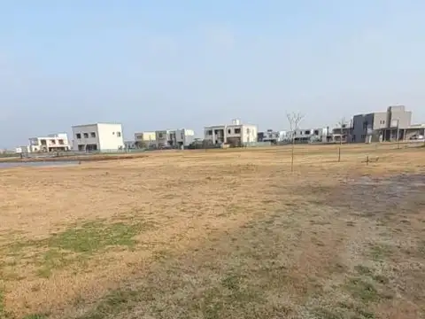 Terreno - Venta - Argentina, Berazategui