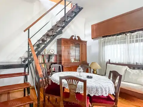 Depto Tipo Casa en Venta de 5 ambientes