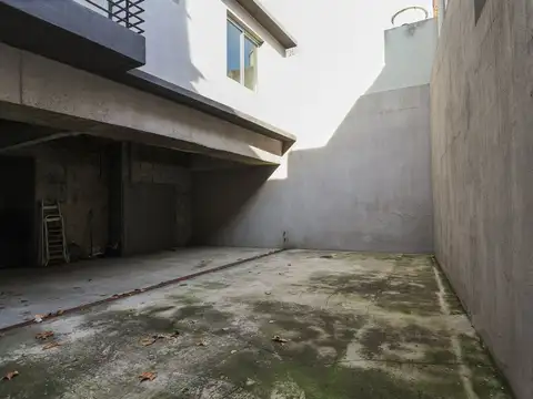 COCHERA EN VENTA CABA DESCUBIERTA