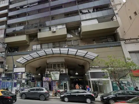 Av. Santa Fe al 1100 - Monoambiente Apto profesional Luminoso