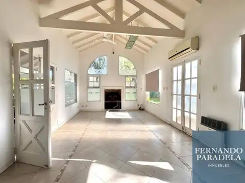 Local en Alquiler en Barrio Parque Leloir, USD 1.300