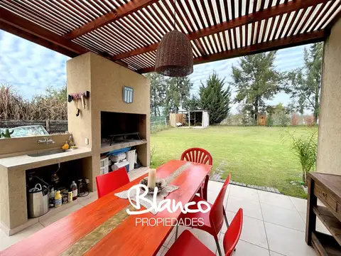 Casa 4 ambientes con 3 baños