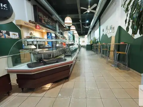 Local en Venta 80 años