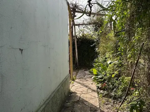 Lote de terreno con local en Don Torcuato