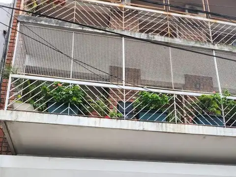 Almirante Brown Al 2400