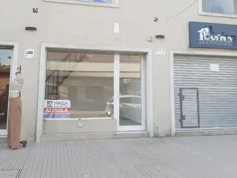 (PRIMER MES BONIFICADO!)EN ALQUILER!!! LOCAL 20 PORTAL DE KI. AIRE ACONDICIONADO Y ALARMA!!!
