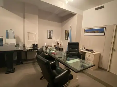 Av Córdoba 600 Retiro Oficina U$200.000