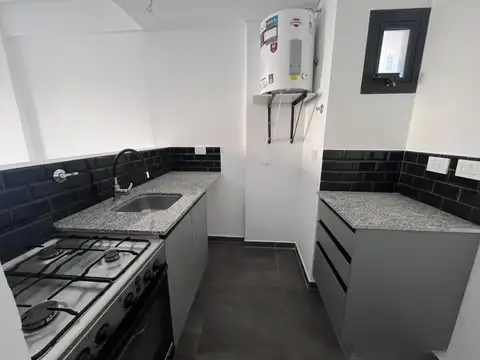 Departamento en Alquiler en Terminal de Omnibus, $ 450.000