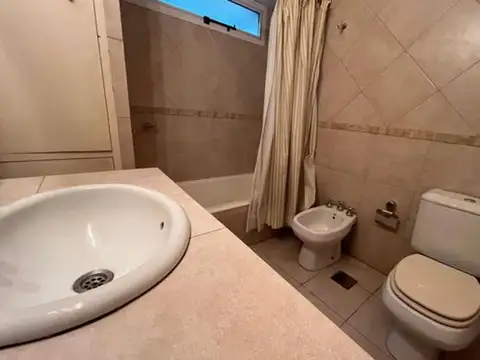Casa en Venta en Moron, USD 119.000