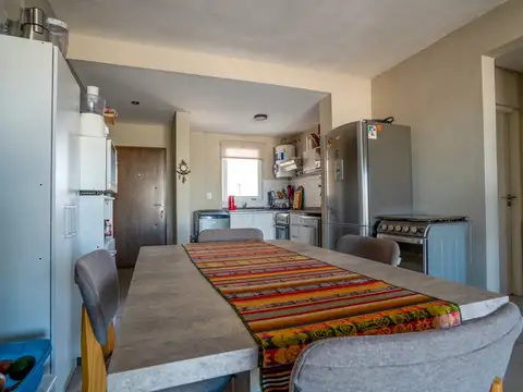 Departamento 3 ambientes con 2 baños