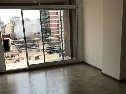 DEPARTAMENTO  DE TRES AMBIENTES AL FRENTE APTO PROFESIONAL