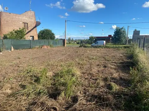 Terreno en Venta 25  mts Fondo