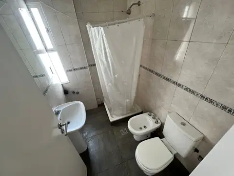 Departamento en Alquiler en Constitucion, $ 350.000