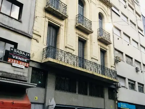 Edificio en block - 1.800 m2 - SALTA 232/6/8