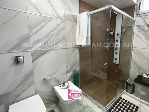 Casa 3 ambientes con 2 baños