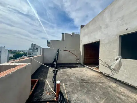Departamento de 3 ambientes en venta en pozo! Entrega abril 2026