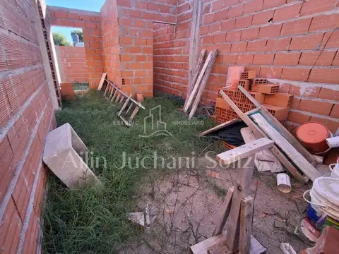 Casa 3 ambientes con 1 baño