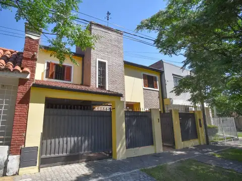 CASA APTA CRÉDITO CON QUINCHO Y PATIO | GUADALUPE