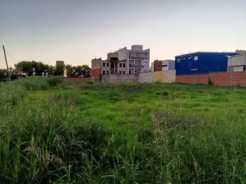 Terreno en Venta en Villa Elvira, USD 27.000