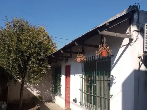 Venta Casa 2 amb  Quilmes