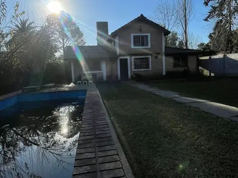 CASA QUINTA EN VENTA DE VICENZO GRANDE