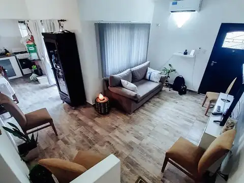 Depto Tipo Casa 3 ambientes con 1 baño